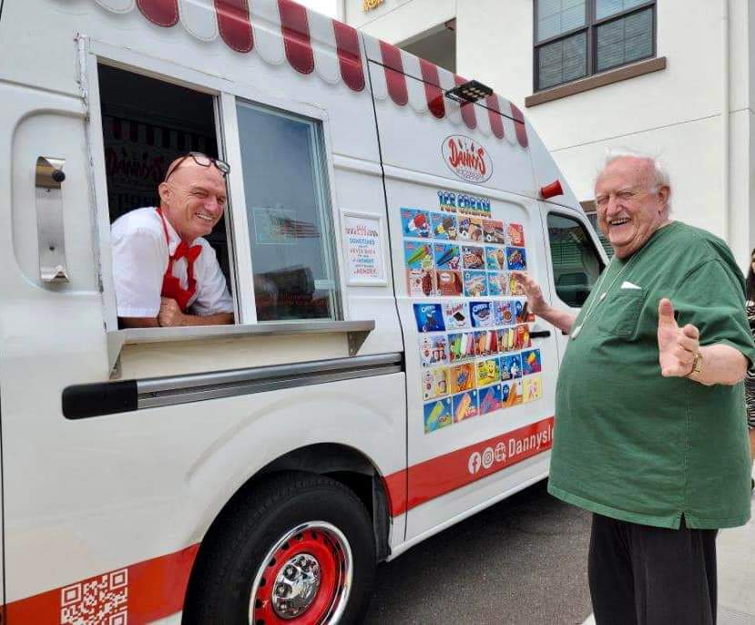 Best Ice Cream Truck in Austin Serving Seniors